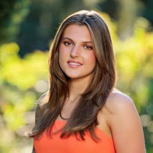 Meet your Posher, Addie